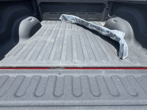 Used 2026 RAM 2500 Big Horn AWD/4WD image 19