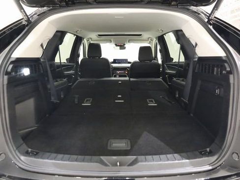 Used 2024 MAZDA CX-90 3.3 Turbo w/ Preferred Package image 34