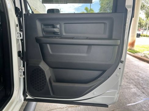 Used 2025 RAM 3500 Tradesman AWD/4WD image 32