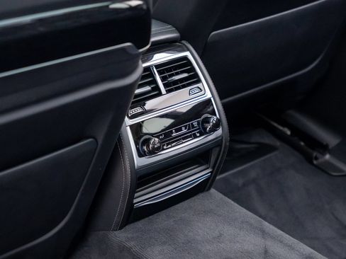 Used 2016 BMW 750i xDrive AWD/4WD image 20