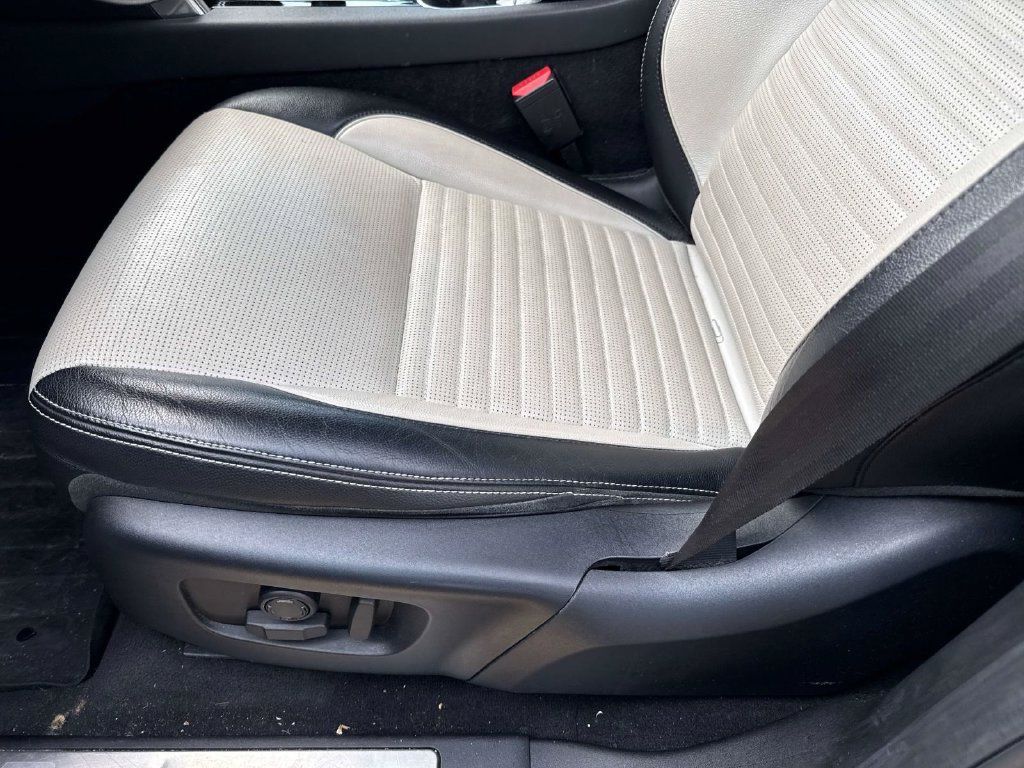 Used 2020 Land Rover Discovery Sport S R-Dynamic AWD/4WD image 21