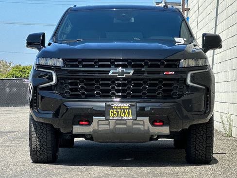 Used 2023 Chevrolet Tahoe Z71 w/ Z71 Off-Road Package AWD/4WD image 9