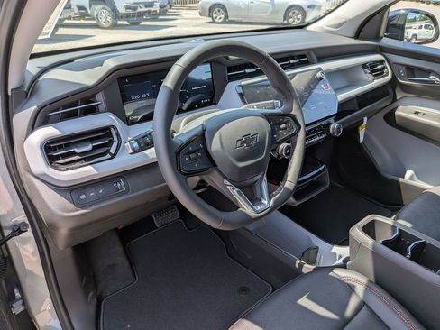 New 2027 Chevrolet Bolt RS FWD image 31