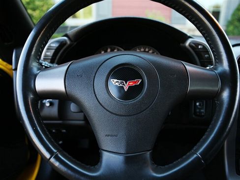 Used 2006 Chevrolet Corvette Z06 w/ Preferred Equipment Group RWD image 24