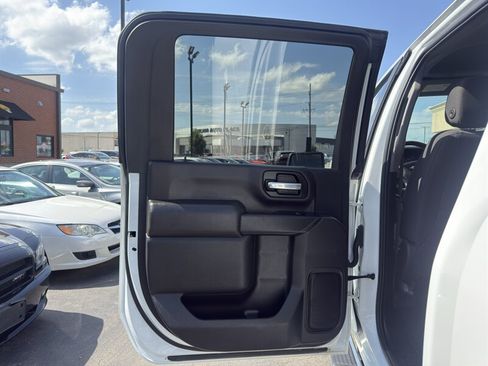 Used 2022 Chevrolet Silverado 2500 LT AWD/4WD image 22