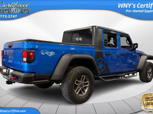 Used 2021 Jeep Gladiator Rubicon w/ Trailer Tow Package AWD/4WD image 6