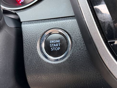 Used 2022 Toyota Camry XSE w/ Navigation Package FWD image 30