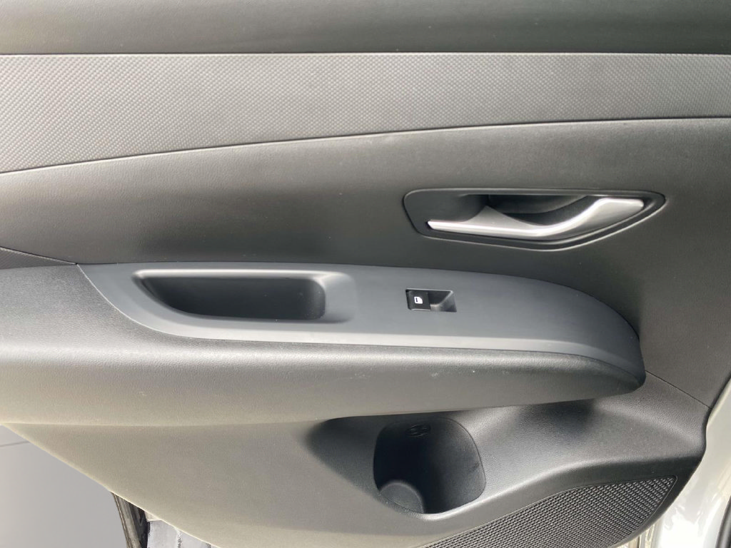 Used 2025 Hyundai Tucson SEL FWD image 13