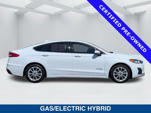 Certified 2019 Ford Fusion SE FWD image 4