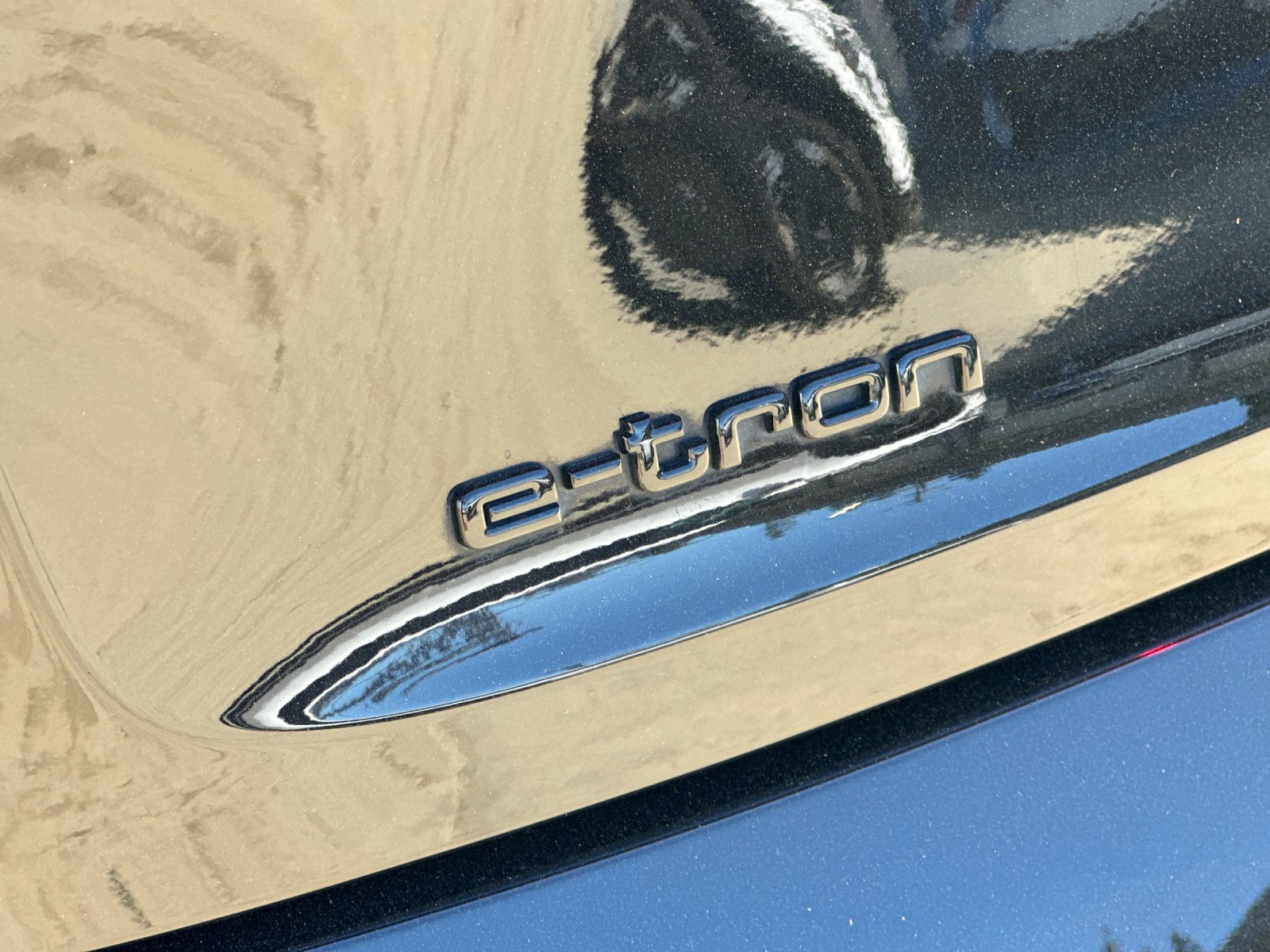 Used 2023 Audi e-tron Chronos AWD/4WD image 27