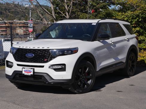 Certified 2023 Ford Explorer ST w/ Equipment Group 401A image 2