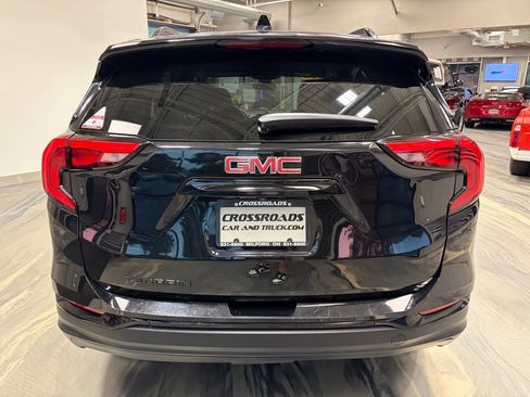 Used 2020 GMC Terrain SLE w/ Driver Convenience Package FWD image 30