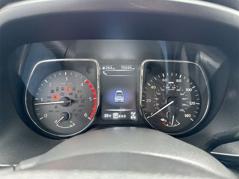 Used 2017 Nissan Titan PRO-4X image 12