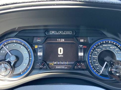 Used 2022 RAM 1500 Limited AWD/4WD image 7