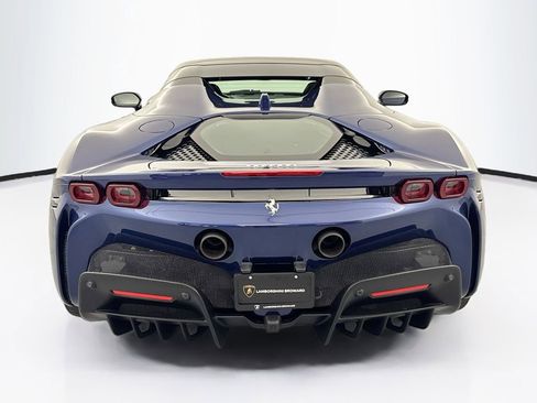 Used 2023 Ferrari SF90 Spider AWD/4WD image 35