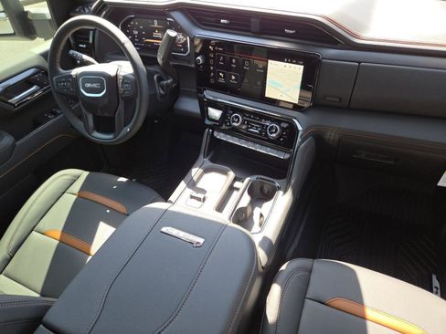 New 2026 GMC Sierra 2500 AT4 w/ AT4 Premium Plus Package image 28