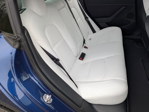 Used 2023 Tesla Model 3 Standard Range image 20