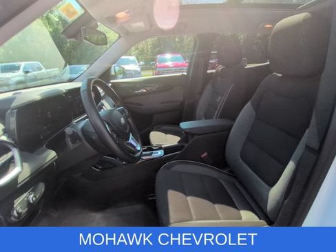 Used 2024 Chevrolet TrailBlazer LT w/ Convenience Package AWD/4WD image 20