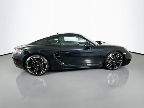 Certified 2025 Porsche 718 Cayman RWD image 8
