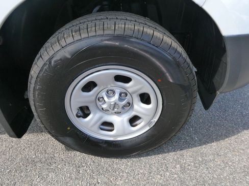 Used 2018 Nissan Frontier S RWD image 31