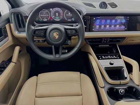 Certified 2026 Porsche Cayenne S image 26