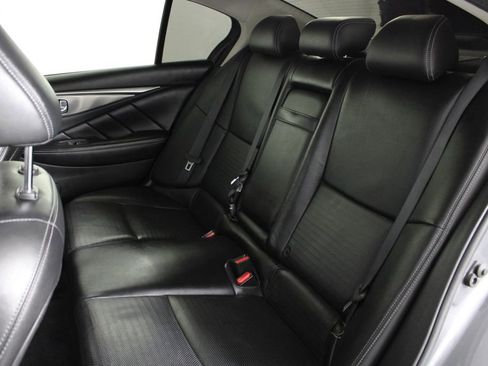 Used 2018 INFINITI Q50 Sport image 18