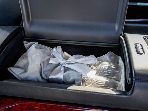 Used 2009 Maybach 62 image 95