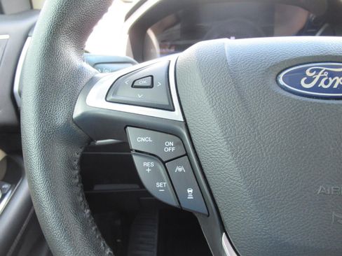Used 2020 Ford Edge SEL w/ Convenience Package FWD image 24
