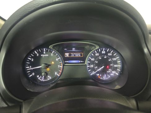 Used 2017 Nissan Altima 2.5 SR w/ Midnight Edition Package image 10