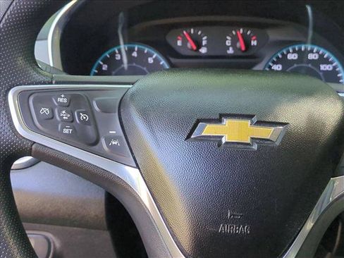 Used 2022 Chevrolet Equinox LS w/ Driver Confidence II Package FWD image 29