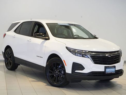 Certified 2024 Chevrolet Equinox LS w/ LS Convenience Package image 3