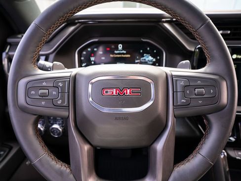 Used 2025 GMC Sierra 1500 AT4 w/ AT4 Premium Package AWD/4WD image 37