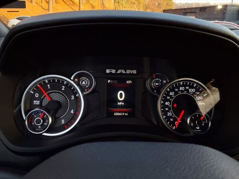 Used 2024 RAM 2500 Big Horn image 19