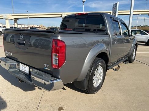 Used 2019 Nissan Frontier SV w/ Value Truck Package image 11