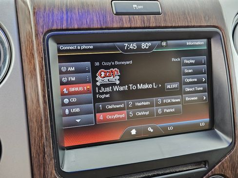 Used 2013 Ford F150 Lariat w/ Lariat Chrome Pkg AWD/4WD image 24