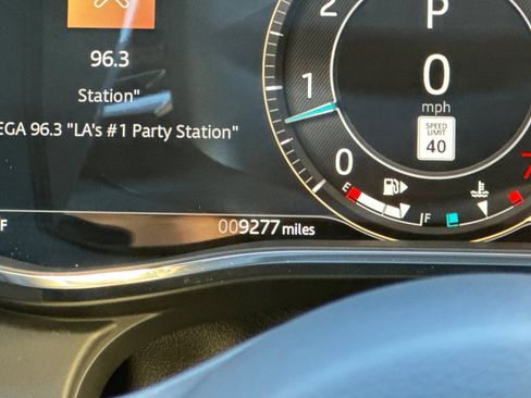 Used 2025 Jaguar F-PACE R-Dynamic S image 31