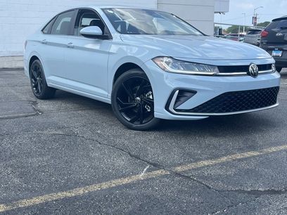 New 2025 Volkswagen Jetta SE
