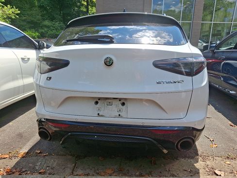 Used 2024 Alfa Romeo Stelvio Veloce AWD/4WD image 4