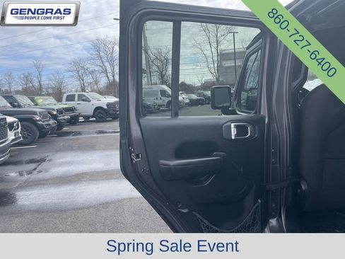 Certified 2018 Jeep Wrangler Unlimited Sport S AWD/4WD image 27