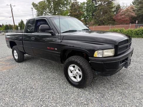 Used 1998 Dodge Ram 1500 Truck 4x4 Quad Cab image 7