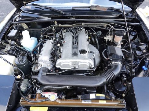 Used 1996 MAZDA MX-5 Miata RWD image 90
