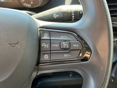 Used 2025 RAM ProMaster 2500 w/ Convenience Group image 14