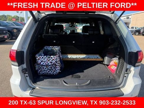 Used 2022 Jeep Grand Cherokee Laredo X RWD image 11