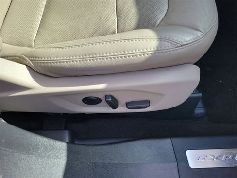 Used 2019 Ford Explorer Limited w/ Class III Trailer Tow Package image 36