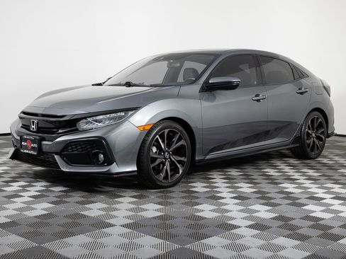 Used 2018 Honda Civic Sport Touring image 1