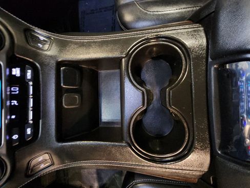 Used 2019 Chevrolet Tahoe LT w/ Luxury Package image 21