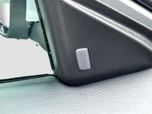 Used 2023 Nissan Sentra S image 19