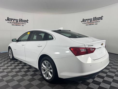 Used 2024 Chevrolet Malibu LT FWD image 9