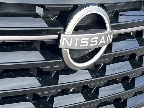 New 2026 Nissan Pathfinder Platinum AWD/4WD image 11