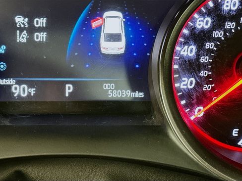 Used 2023 Toyota Camry XSE FWD image 19